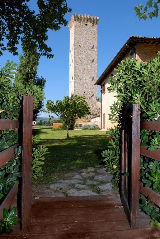 Agriturismo Le Due Torri - Torre Quandrano Cannara Eksteriør billede